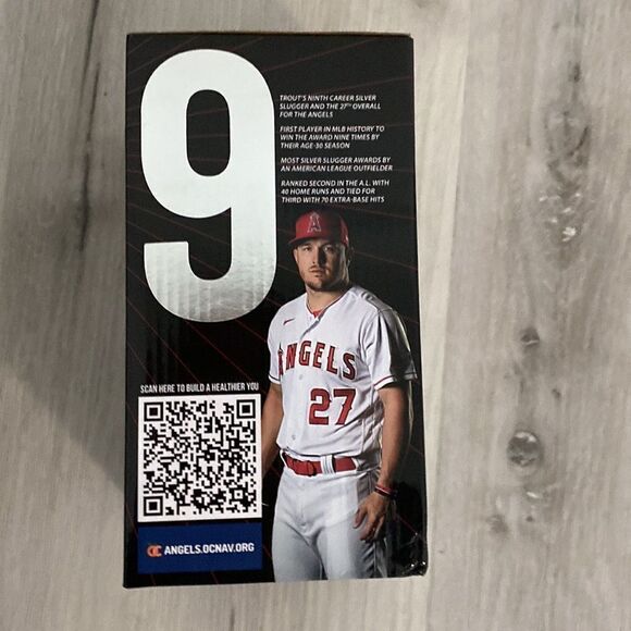 NIB- Mike Trout- Los Angeles Angels-2022 Silver Slugger commemorative bobblehead - Picture 4 of 7